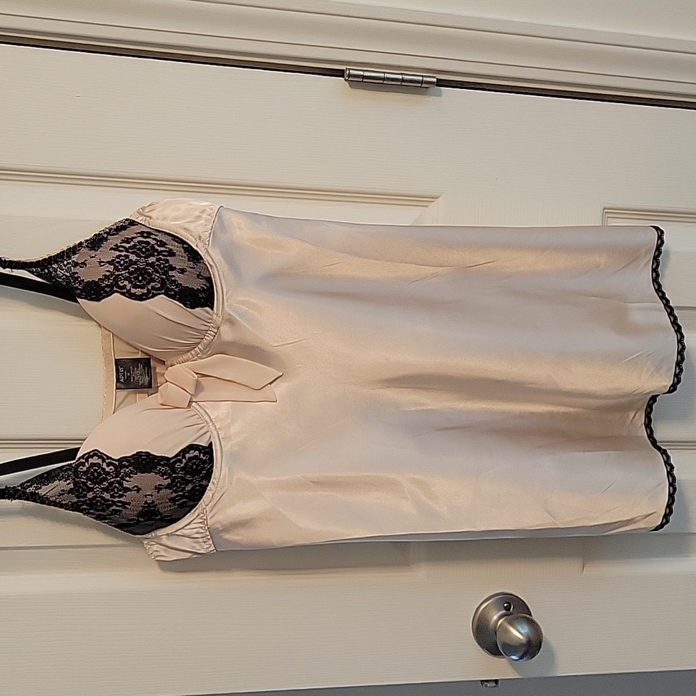 Apt. 9 Lingerie
